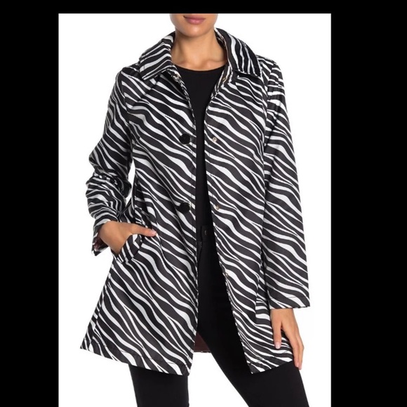Kate Spade Zebra Print Hooded Raincoat. Size M